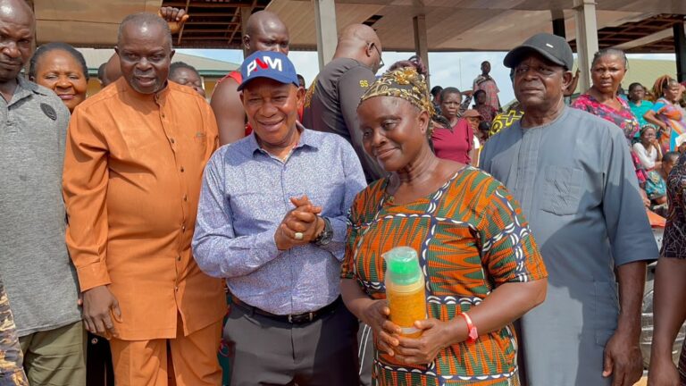 Nkanu West Chairman Flags Off Major Farm Inputs Distribution, Boosts Support For Local Farmers